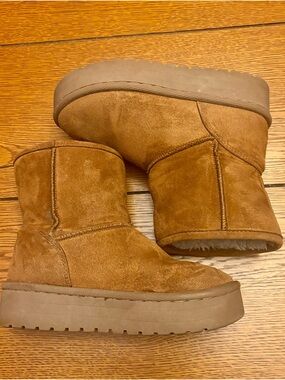 Sonoma Chestnut Suede Kids Booties